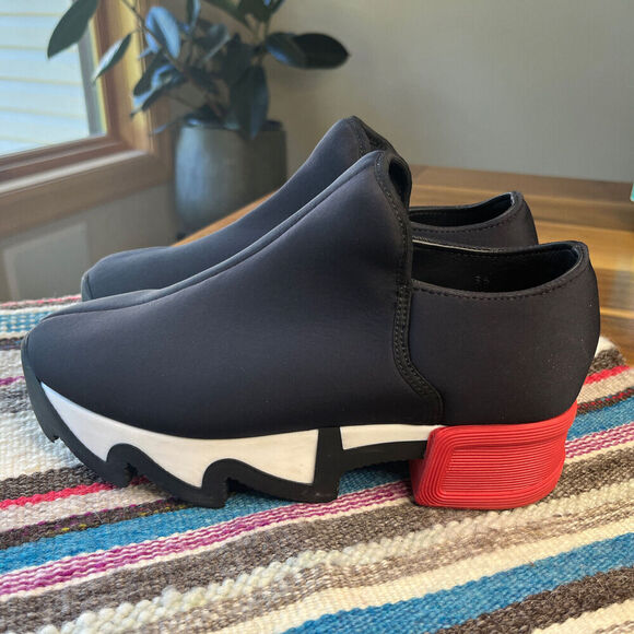 IRi NYC Wes black Red low Top Slip on Womens Sneaker size Eu 36 US 5.5 - Picture 2 of 7